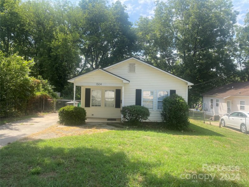 1504 Caldwell Street