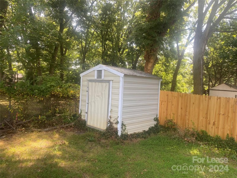 Property image 3 at 1504 Caldwell Street, Charlotte, NC 28206