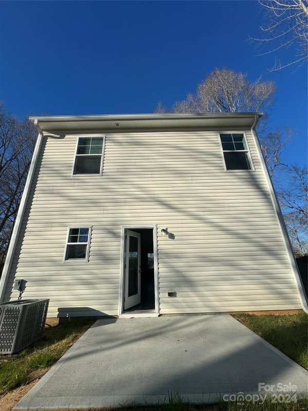 Property image 2 at 127 Shady Cove Road, Troutman, NC 28166