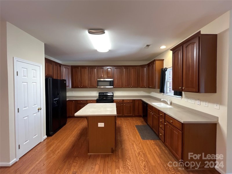 Property image 4 at 5236 Berkeley Estates Drive, Charlotte, NC 28277