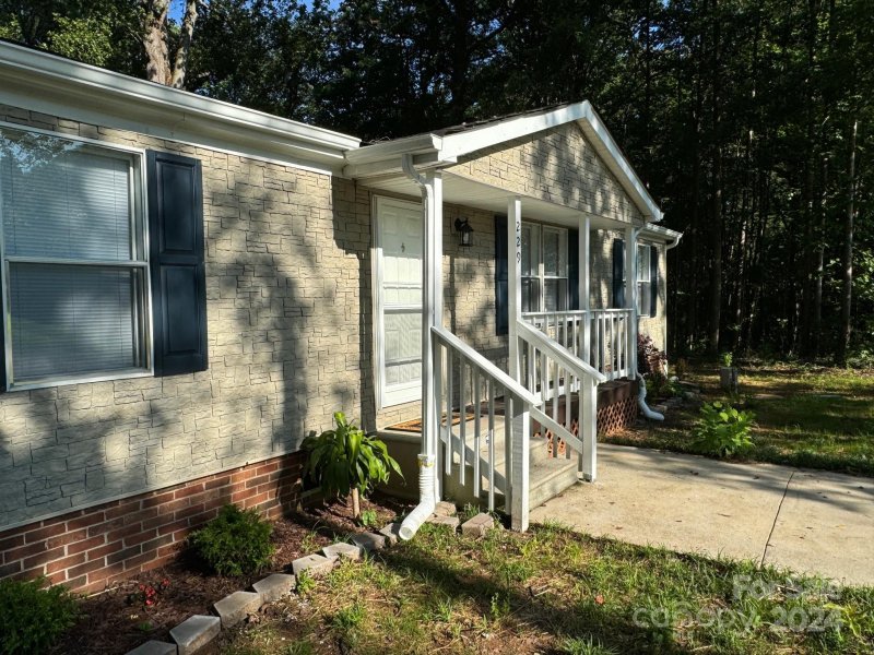 Property image 2 at 229 Forney Avenue, Belmont, NC 28012