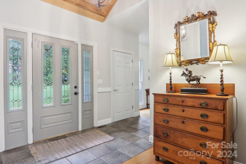 Property image 3 at 2 Thornapple Drive, Hendersonville, NC 28739