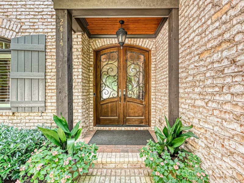 Property image 3 at 2414 Island Lake Drive, Charlotte, NC 28214