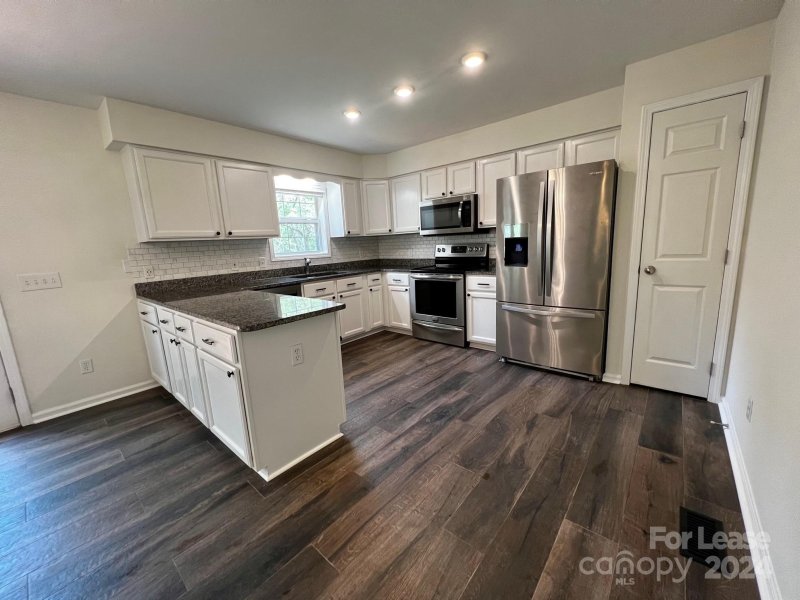 Property image 4 at 926 Polk Street, Charlotte, NC 28206