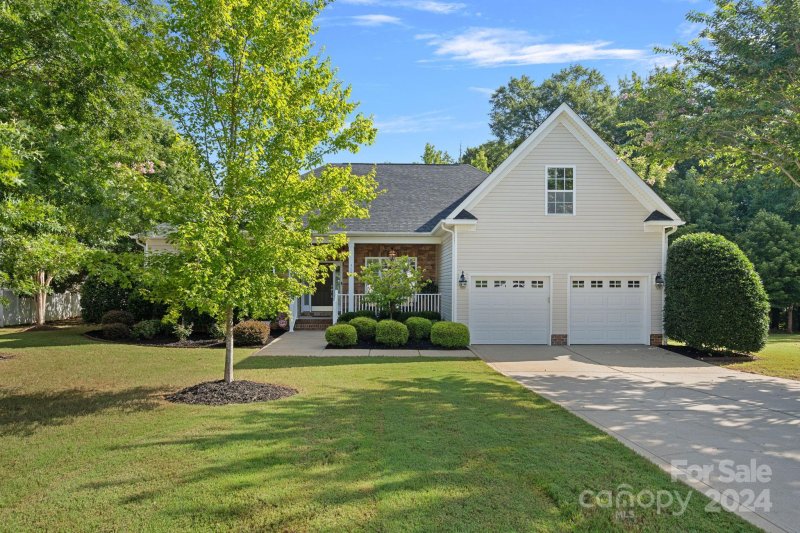 Property image 2 at 713 Trailhead Lane, Fort Mill, SC 29708