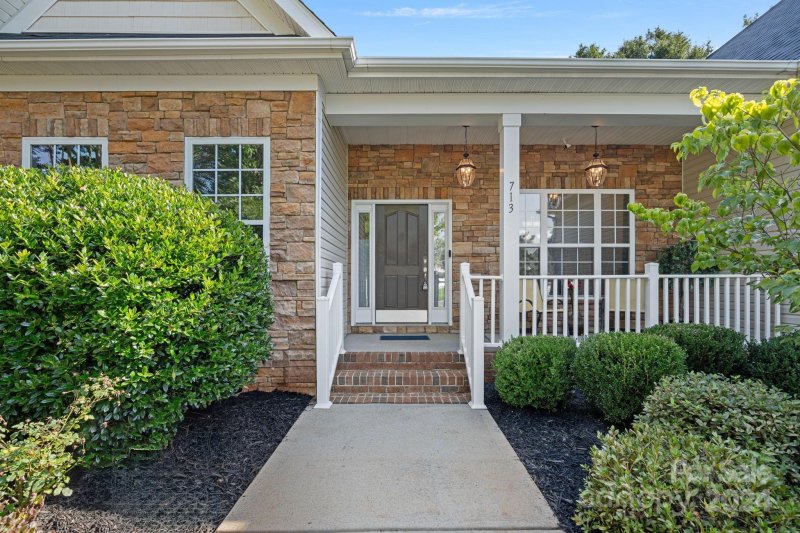 Property image 4 at 713 Trailhead Lane, Fort Mill, SC 29708