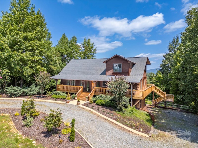 Property image 3 at 318 Woodgate Drive, Bostic, NC 28018