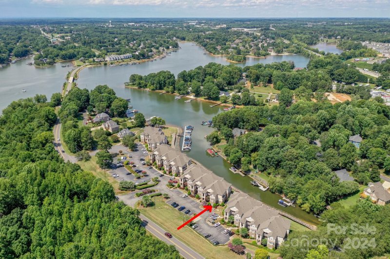 Property image 4 at 104 Pier 33 Drive, Mooresville, NC 28117