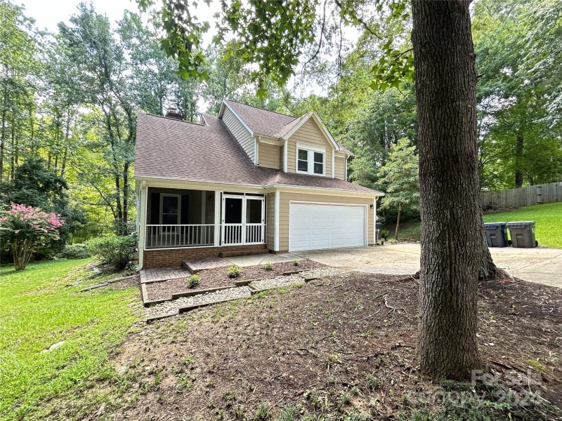 Property image 2 at 404 Glenora Drive, Huntersville, NC 28078