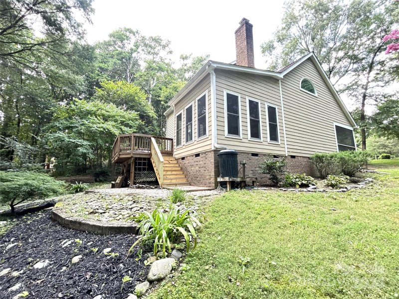 Property image 3 at 404 Glenora Drive, Huntersville, NC 28078