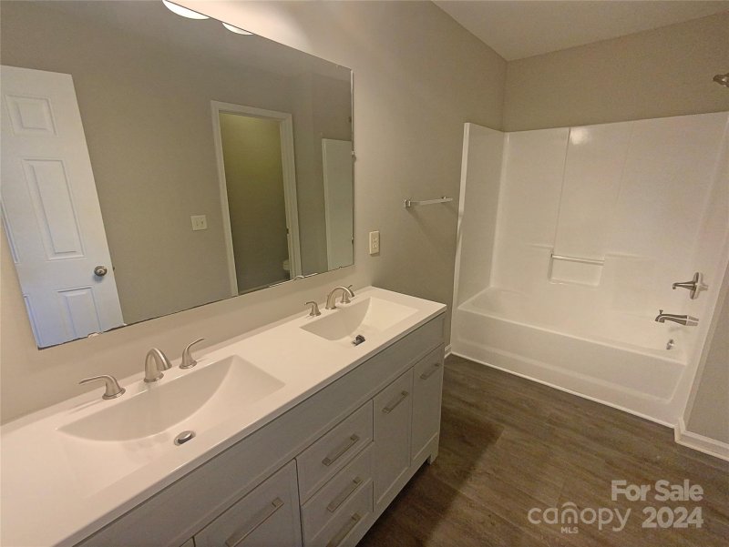 Property image 5 at 10100 Greenwood Court, Charlotte, NC 28215