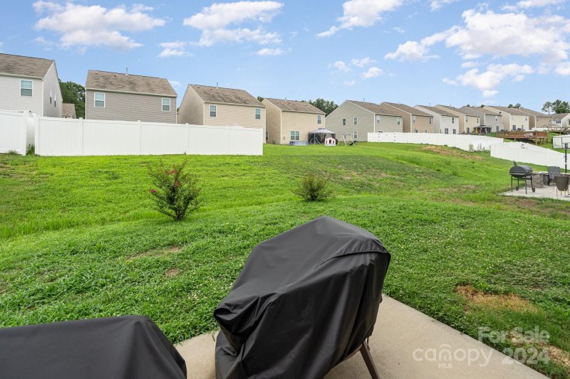 Property image 2 at 642 Nannyberry Lane, Concord, NC 28025