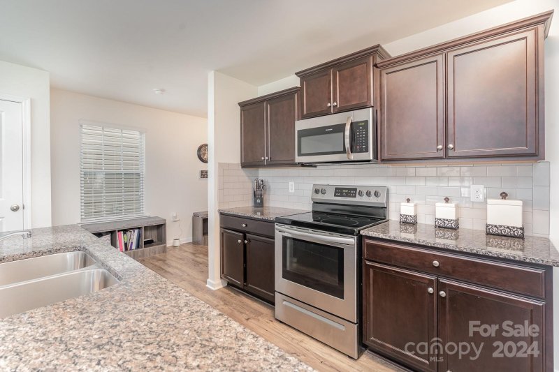 Property image 5 at 642 Nannyberry Lane, Concord, NC 28025