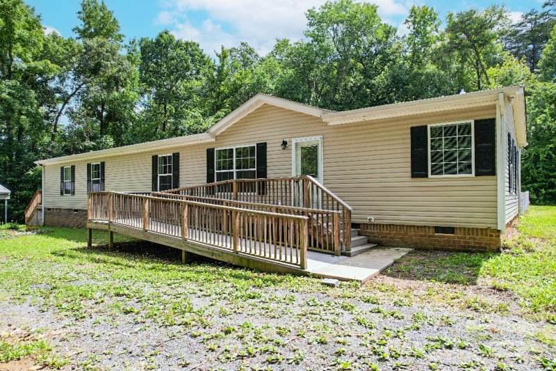 Property image 2 at 130 Leisure Lane, Salisbury, NC 28146