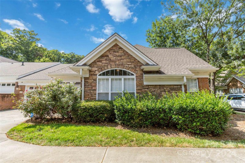 Property image 3 at 10865 Casetta Drive, Matthews, NC 28105