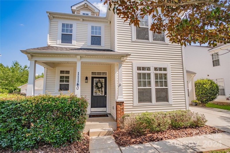 11140 Heritage Green Drive