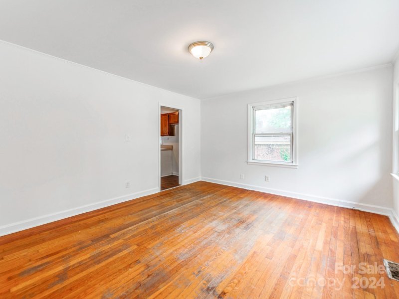 Property image 4 at 4206 Welling Avenue, Charlotte, NC 28208