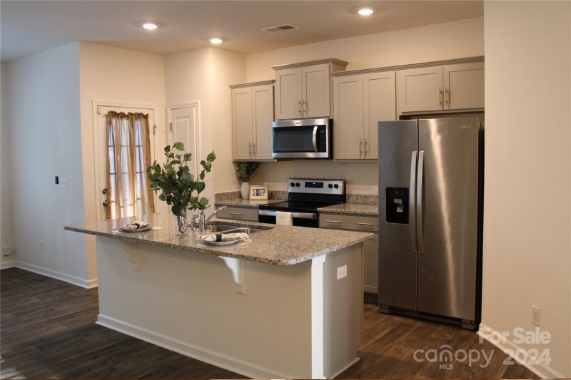 Property image 3 at 6131 Guildford Hill Lane, Charlotte, NC 28215