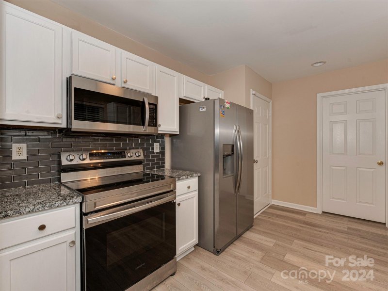 Property image 3 at 1418 Swaying Branch Lane, Clover, SC 29710