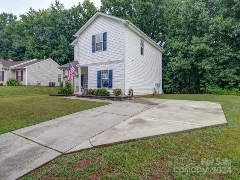 Property image 4 at 5301 Javitz Road, Charlotte, NC 28216