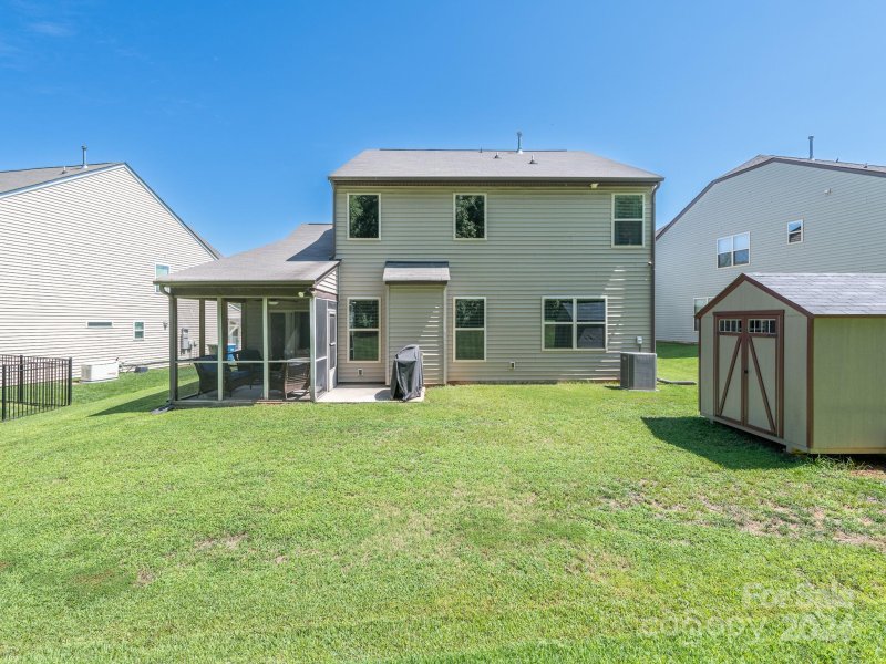 Property image 2 at 213 Tasman Drive, Mount Holly, NC 28120