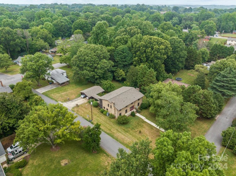 Property image 2 at 203 Valley Street, Statesville, NC 28677