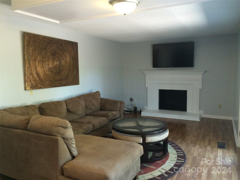 Property image 4 at 2219 Flint Glenn Lane, Charlotte, NC 28262