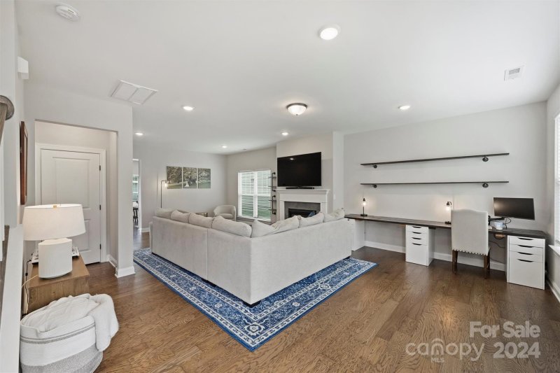 Property image 5 at 8748 Aspinwall Drive, Charlotte, NC 28216