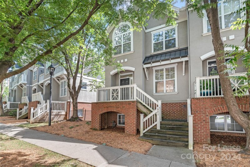 Property image 2 at 821 W 4th Street, Charlotte, NC 28202