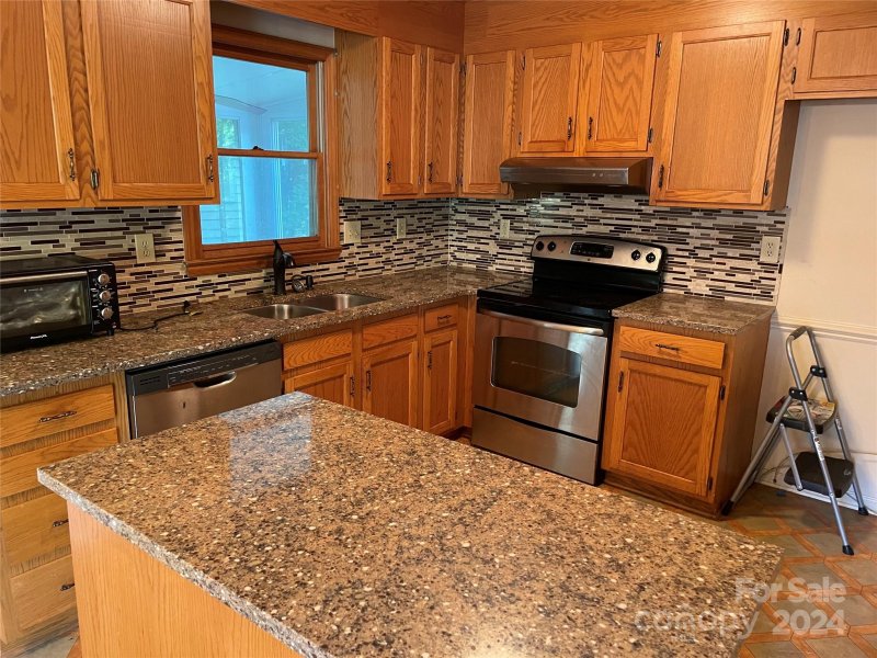 Property image 5 at 622 Sharon Drive, Statesville, NC 28265