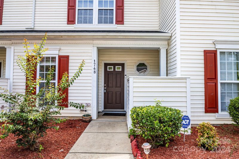 Property image 2 at 1748 Holliford Court, Charlotte, NC 28215