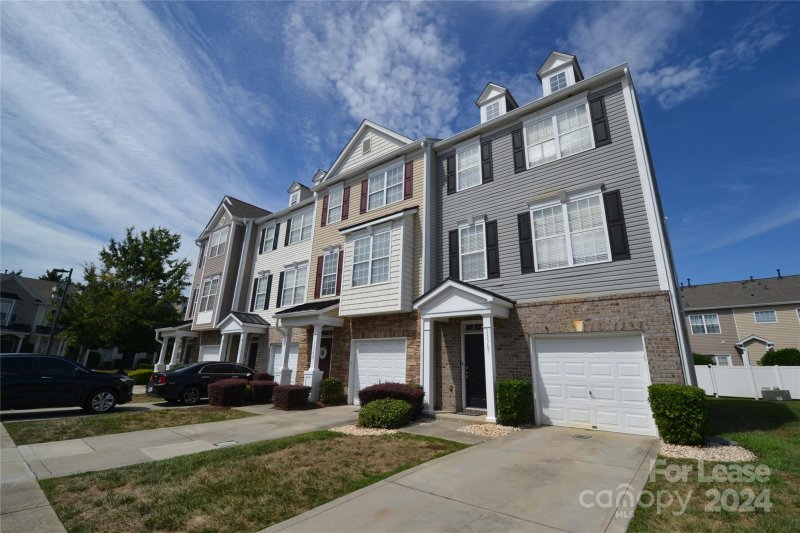 Property image 3 at 13363 Calloway Glen Drive, Charlotte, NC 28273