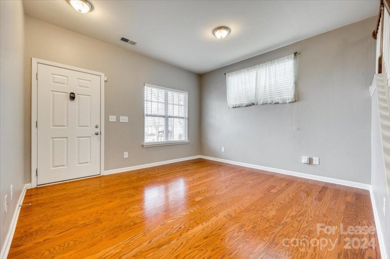 Property image 5 at 13815 Singleleaf Lane, Charlotte, NC 28278