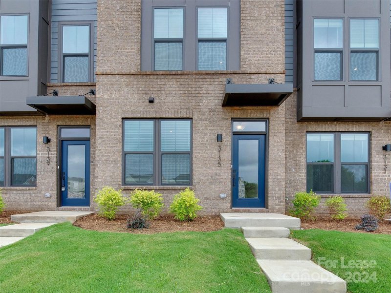 Property image 2 at 3135 Coquina Lane, Charlotte, NC 28206