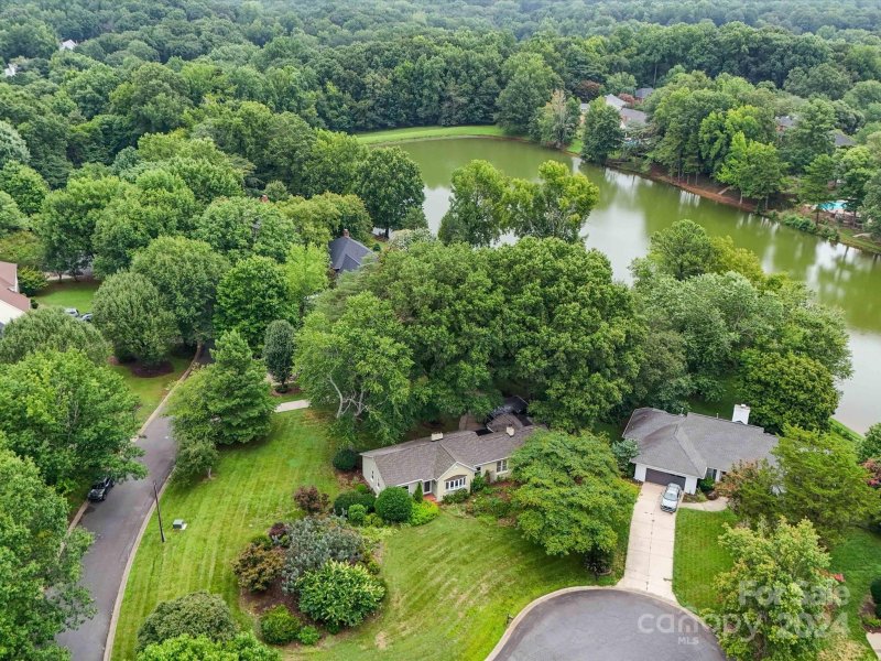 Property image 4 at 10512 Roseberry Court, Charlotte, NC 28277