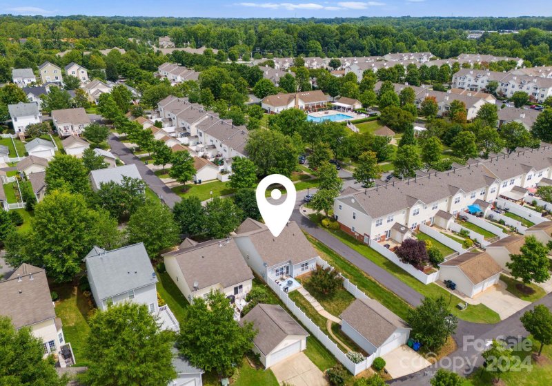 Property image 4 at 8752 Westwind Point Drive, Cornelius, NC 28031