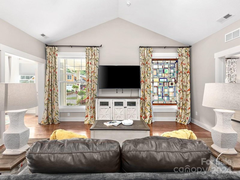 Property image 4 at 68 Creekside View Drive, Asheville, NC 28804