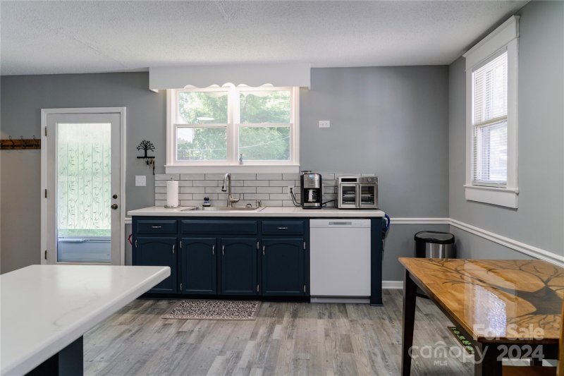 Property image 5 at 406 W 6th Avenue, Gastonia, NC 28052