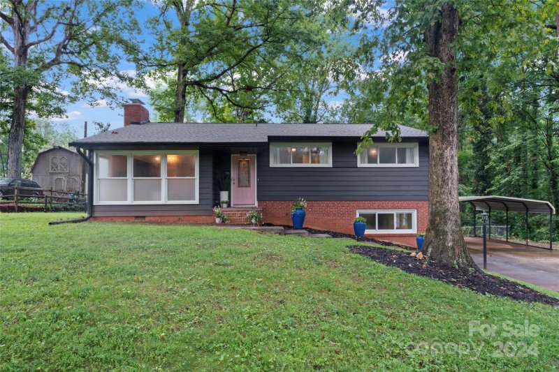 Property image 2 at 116 E Close Street, Fort Mill, SC 29715