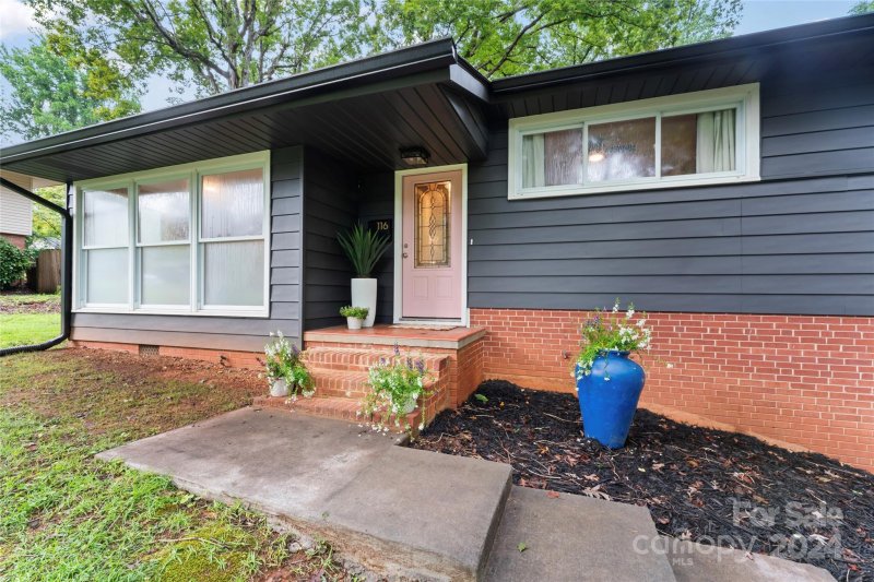 Property image 4 at 116 E Close Street, Fort Mill, SC 29715