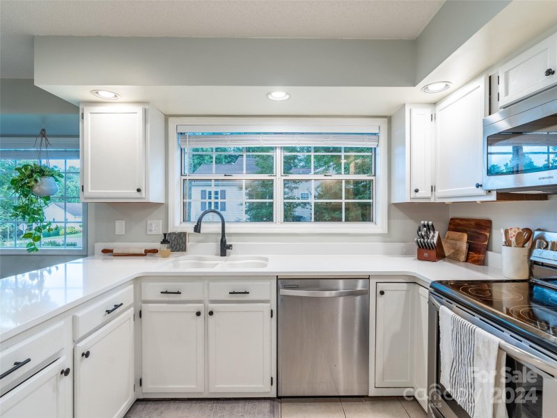 Property image 5 at 27 St Andrews Drive, Etowah, NC 28729