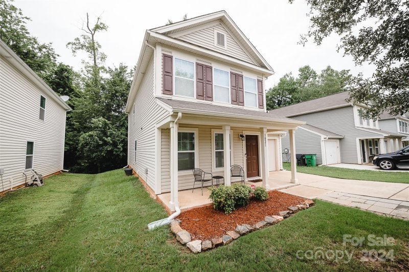 Property image 3 at 1021 Rook Road, Charlotte, NC 28216
