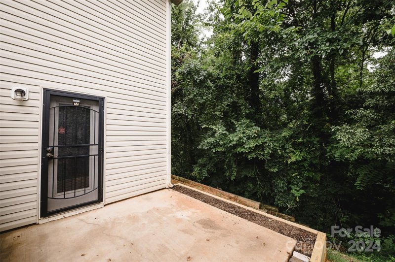 Property image 5 at 1021 Rook Road, Charlotte, NC 28216