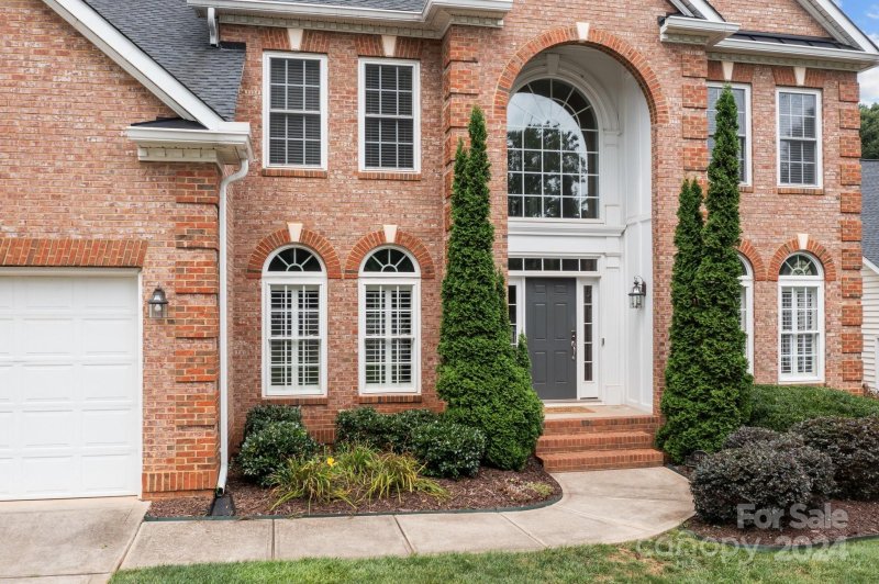 Property image 3 at 19127 Berkley Commons Drive, Cornelius, NC 28031