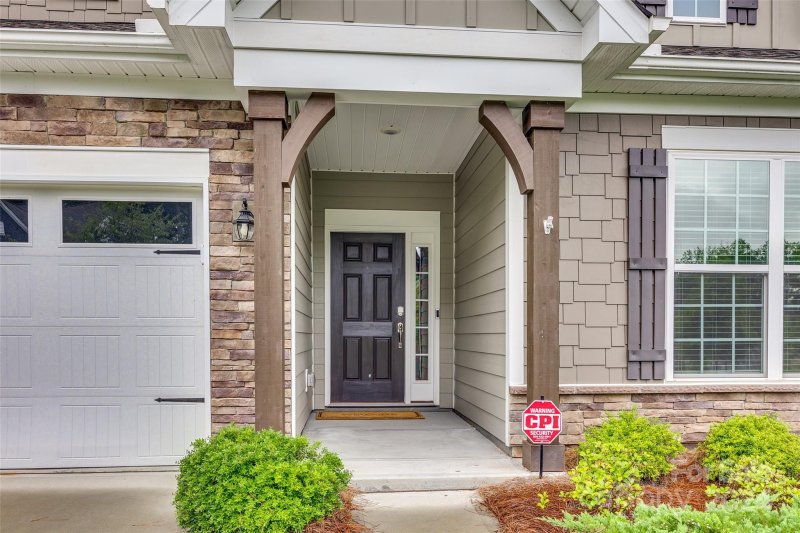 Property image 2 at 804 Botticelli Court, Mount Holly, NC 28120