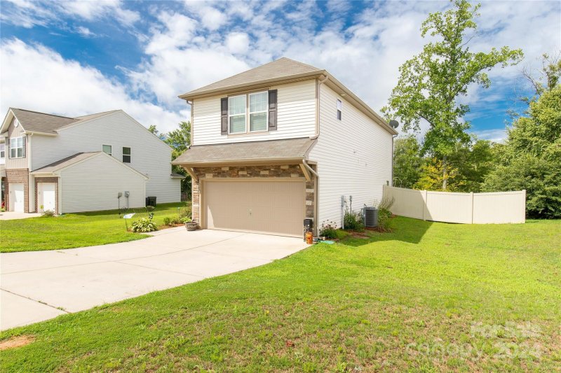 Property image 2 at 1168 Whitehall Hill Road, York, SC 29745