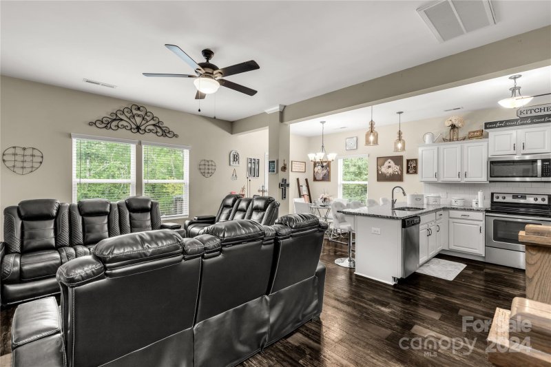 Property image 5 at 1168 Whitehall Hill Road, York, SC 29745
