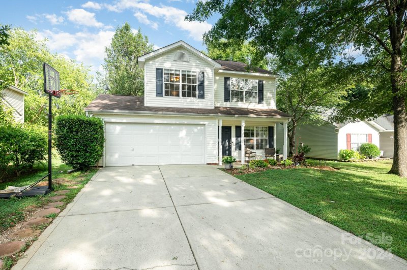 Property image 2 at 840 Settlement Drive, Clover, SC 29710