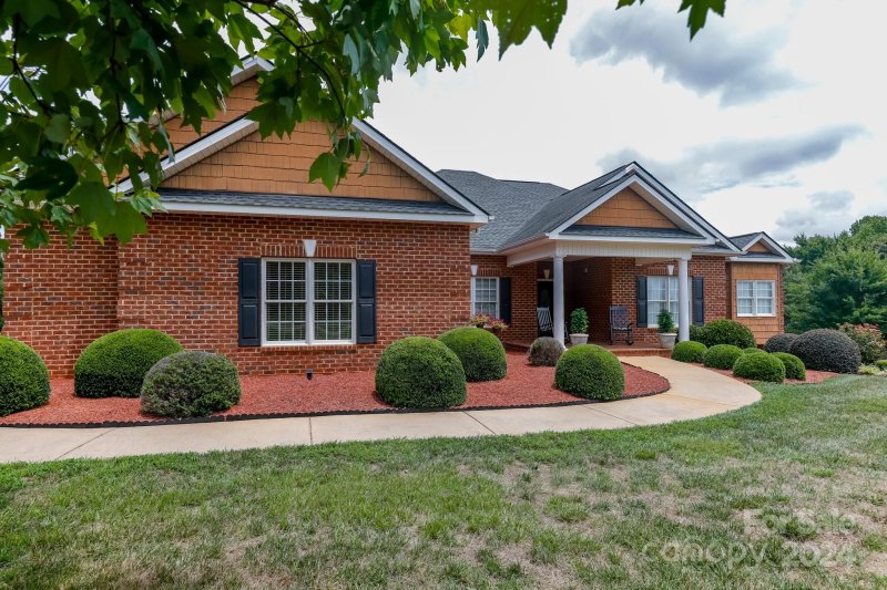 Property image 3 at 182 Kensington Drive, Forest City, NC 28043