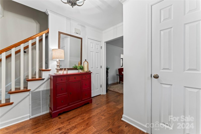 Property image 5 at 7118 Candlewyck Lane, Charlotte, NC 28226